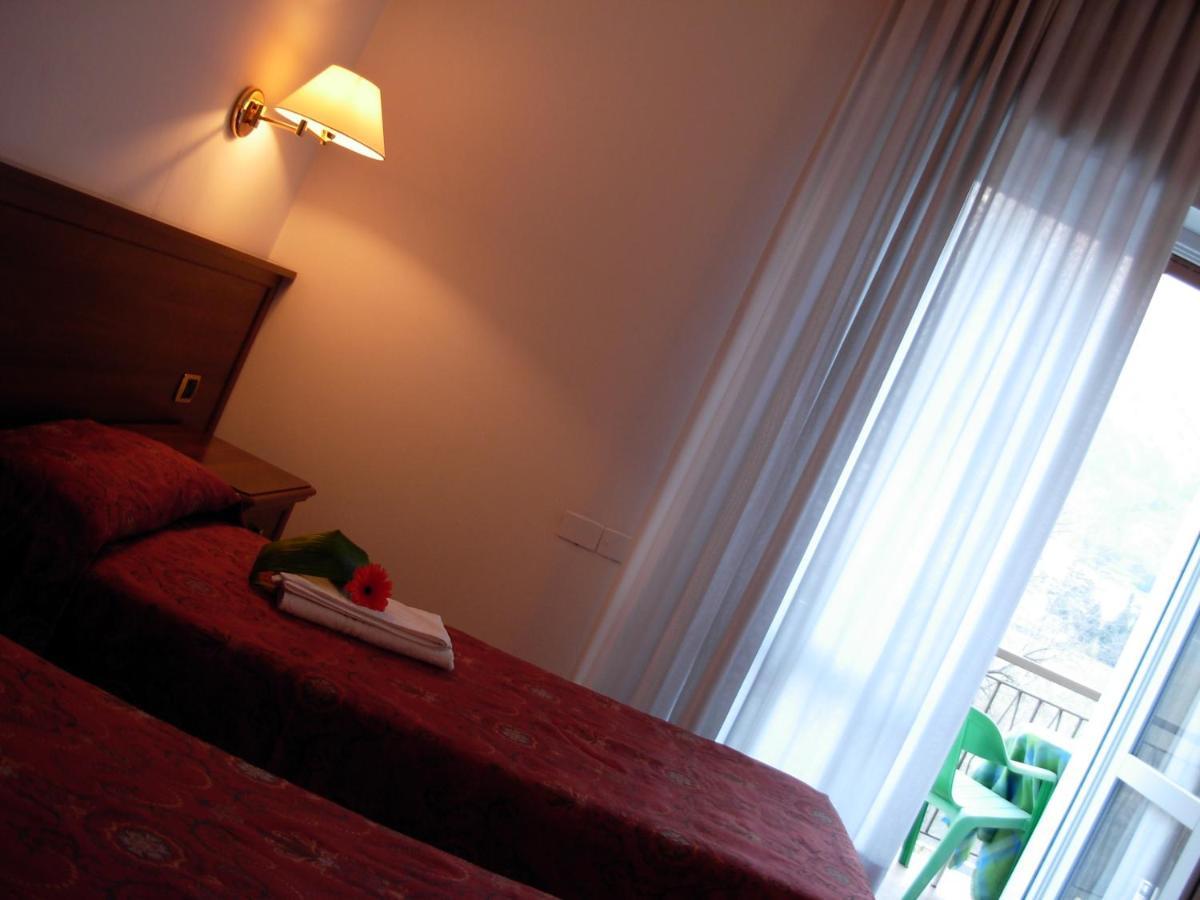Hotel Belvedere Rivalta di Brentino Bagian luar foto